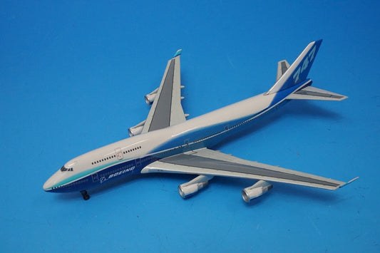 1:400 B747-400 Boeing House Color 55747 Dragon