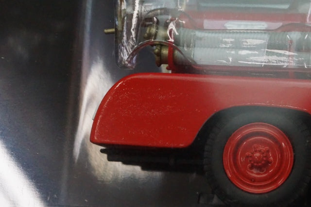 1:43 EBBRO 44111 Mazda CTL/1200 Fire Engine 1950 Red