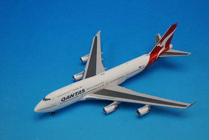 1:400 B747-400ER Qantas VH-OEH GJQFA1928 Gemini airplane model