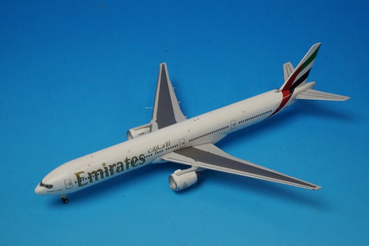 1:400 B777-300 Emirates A6-EMM GJUAE087 Gemini