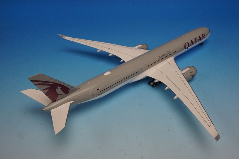 1:200 A350-1000 Qatar Airways A7-ANA 559232 Herpa