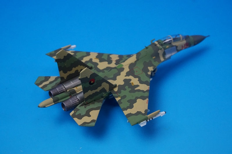 1:200 Sukhoi SU-27UB Flanker C Angola Air Force 551878 Herpa