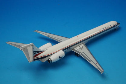 1:200 MD-90 DELTA airlines N916DN G2DAL043 Gemini airplane model