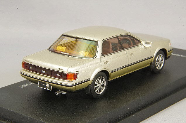 C43085 CAM@ 1:43 Toyota Carina ED G Limited 1985 City Elegant Stonening