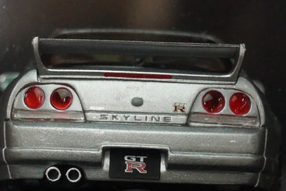 1:43 EBBRO 43882 Nissan Skyline GT-R R33 V Spec 1995 Silver