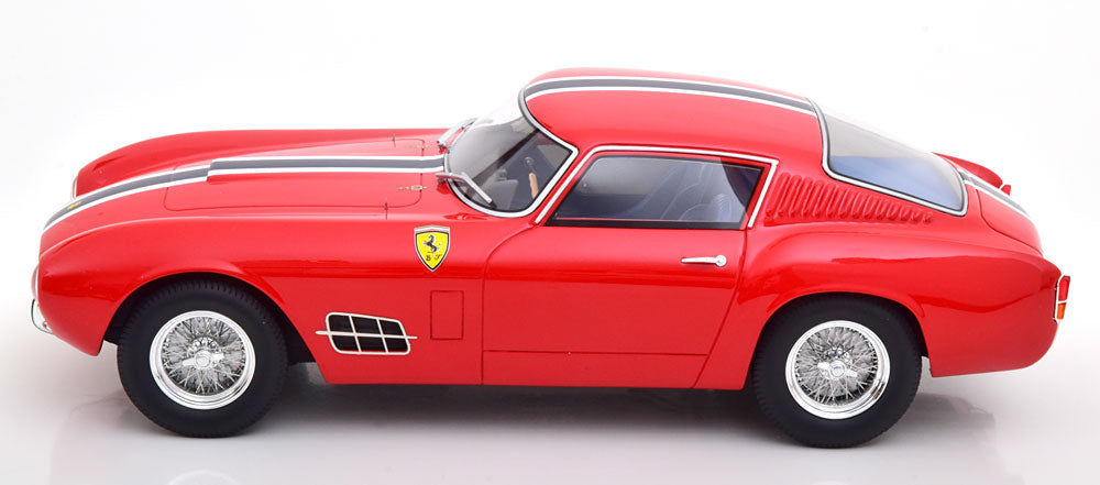 CMR105 CMR 1:18 Ferrari 250 GT LWB 1957 Red/White/Dark Blue