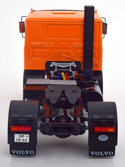 RK180035 ROAD KINGS 1:18 Volvo F10 1977 Orange/Black with Decal Set