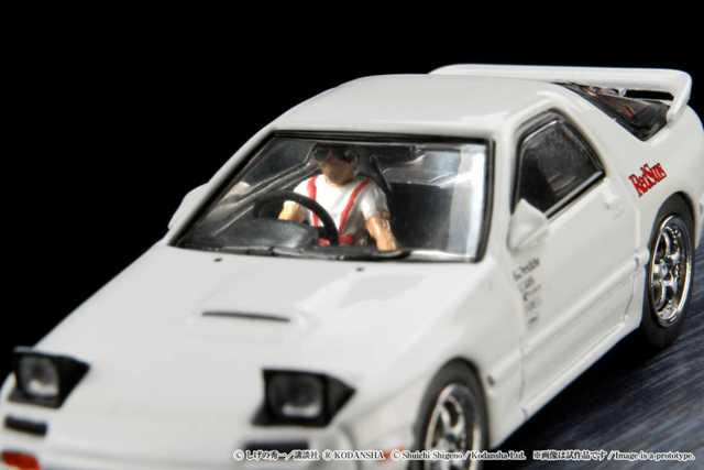 HJ641043DW Hobby JAPAN 1:64 RX-7 FC3S RedSuns Ryosuke Takahashi Diorama Set