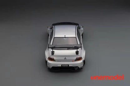 20C03-27 onemodel 1:18 Mitsubishi Voltex EVO IX Carbon Bonnet Version Silver