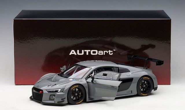 81801 AUTOart 1:18 Audy R8 LMS 2018 Gray model cars