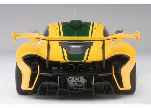 81544 AUTOart 1:18 McLaren P1 GTR Yellow / Green model car