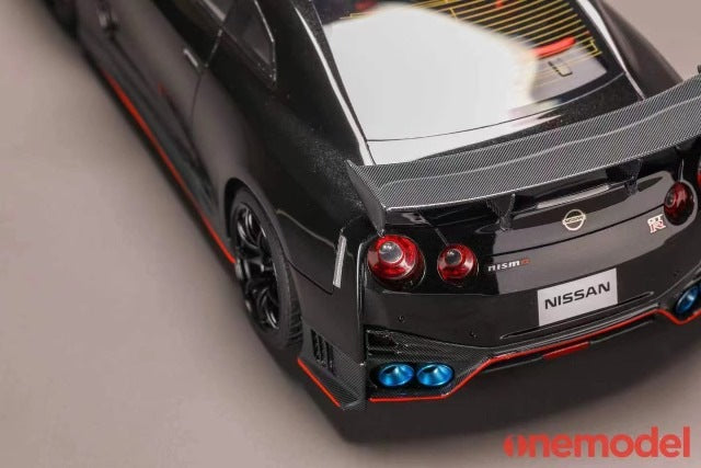 21C03-05 onemodel 1:18 Nissan 2020 GT-R NISMO Jet Black Pearl (Acrylic case included)