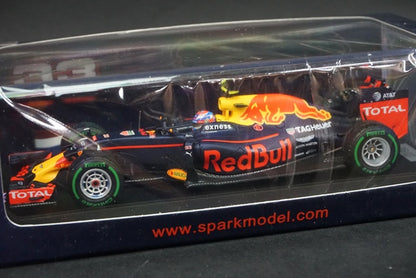 1:43 SPARK AM33SP1 Red Bull Racing TAG Heuer RB12 2nd Silverstone GP M.Verstappen 2016 #33