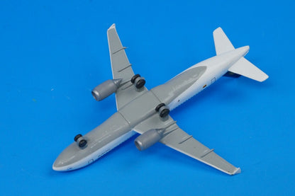 1:500 A320 Lufthansa (No Registration) Herpa Airplane model