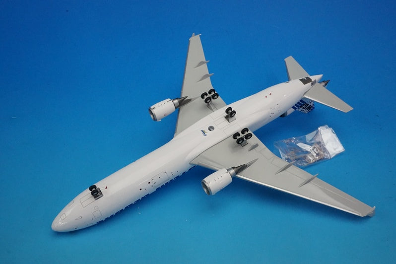 1:200 MD-11F Western Global Airlines N799JN G2WGN901 Gemini airplane model