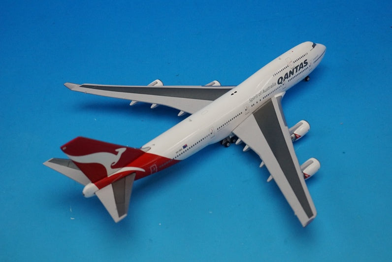 1:400 B747-400ER Qantas VH-OEH GJQFA1928 Gemini airplane model