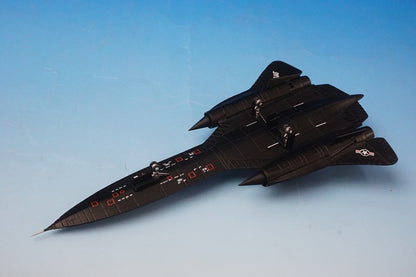 1:200 SR-71B Blackbird USAF 4201st Strategic Reconnaissance Squadron Beale AB #61-7957 559454 Herpa