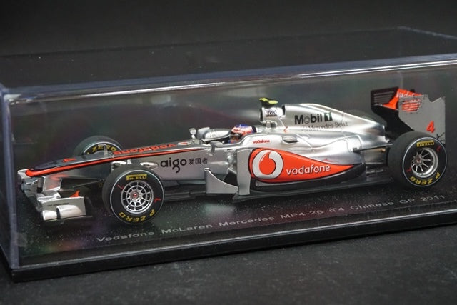 1:43 SPARK S3023 Vodafone McLaren Mercedes MP4-26 Chinese GP 2011#4 J.Button