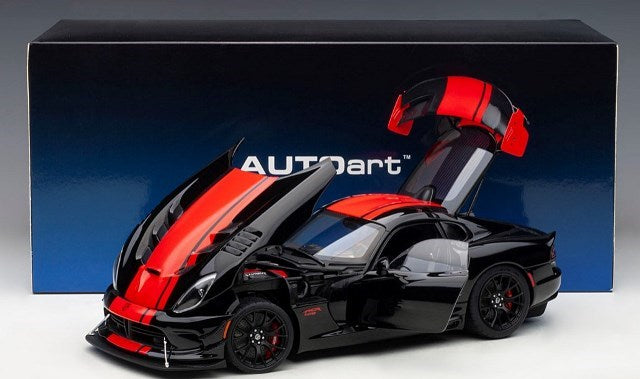 71732 AUTOart 1:18 Dodge Viper 1:28 Edition ACR Black / Red Stripe model cars