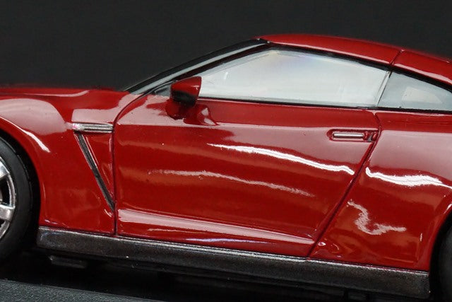 1:43 KYOSHO K03741R Nissan GT-R R35 2008 Vibrant Red model car