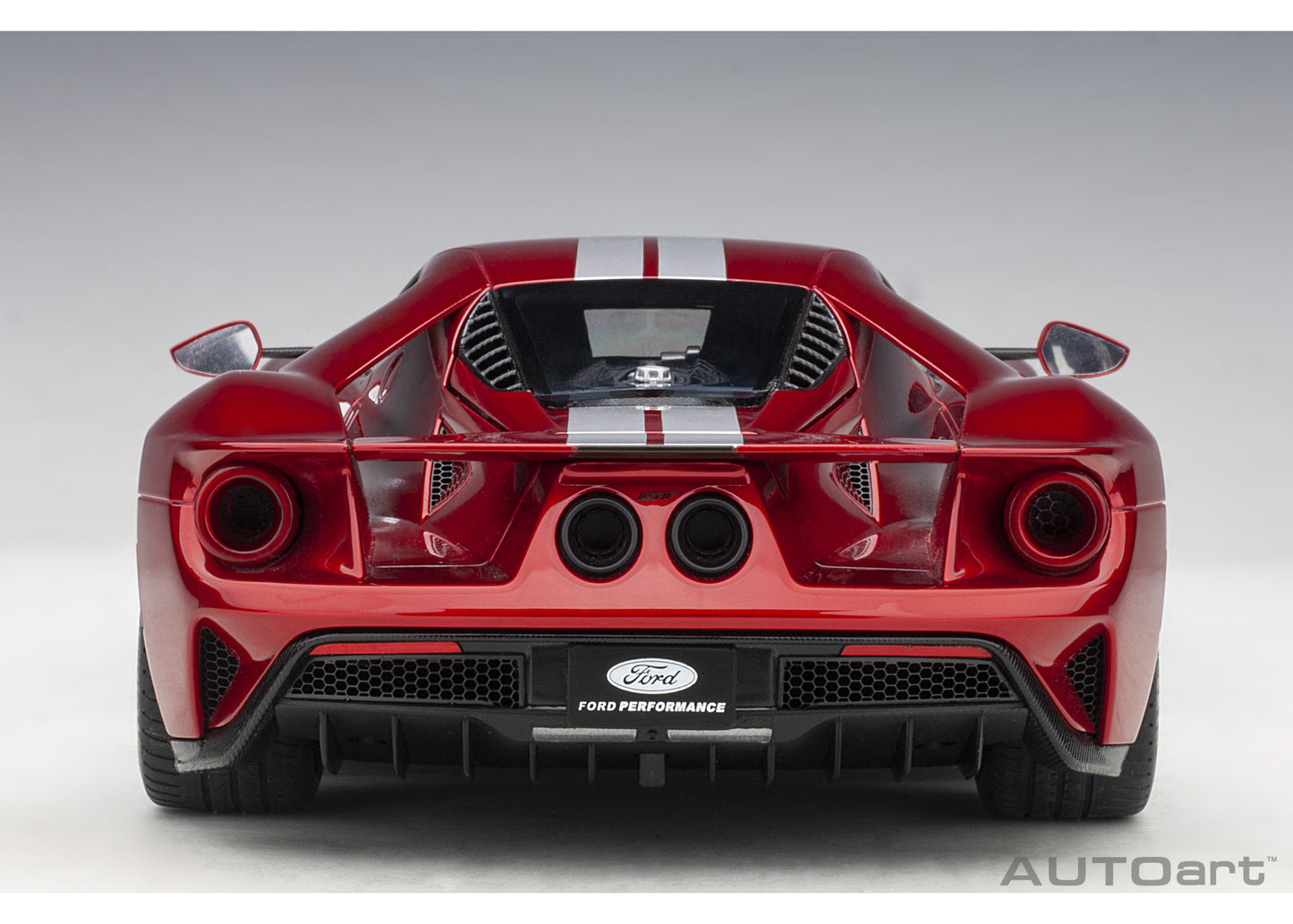 72943 AUTOart 1:18 Ford GT 2017 Metallic Red/Silver Stripe model cars