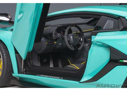 79176 AUTOart 1:18 Lamborghini Aventador SVJ (Turquoise Blue) model car