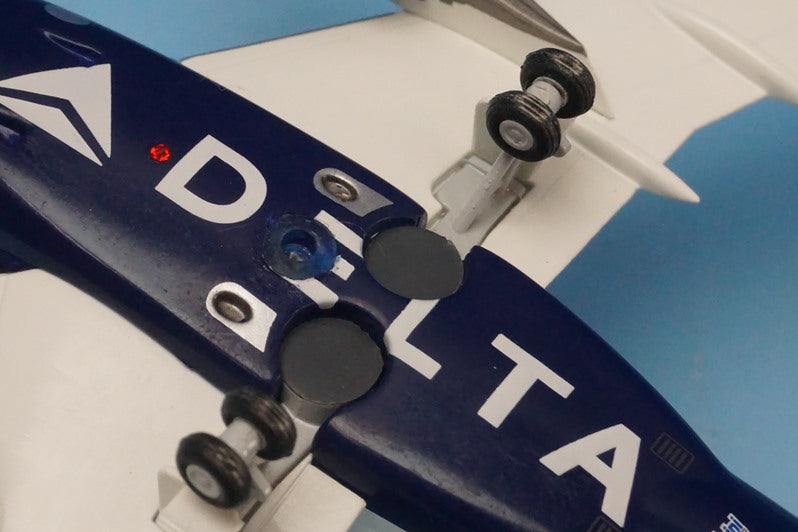 1:200 A220-100 DELTA N102DU G2DAL808 Gemini