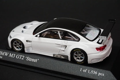 1:43 MINICHAMPS 400092900 BMW M3 GT2 Street 2009 white