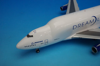 1:200 B747-400 Dreamlifter N718BA G2BOE1003 Gemini airplane model