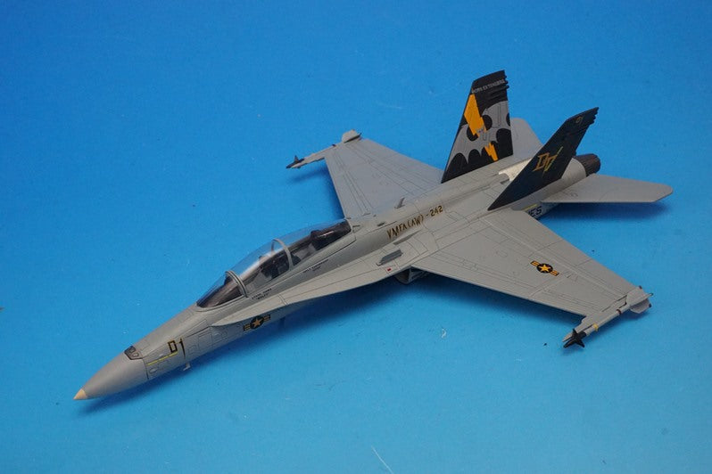 1:72 F/A-18D USS Hornet USN VMFA(AW)-242 Bats Miramar 2003 HA3504 Hobby Master