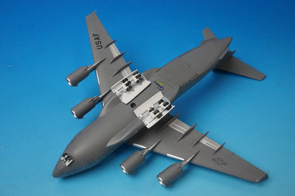 1:200 C-17 Globemaster III USAF 305th AMW Maguire Air Force Base G2AFO203 Gemini