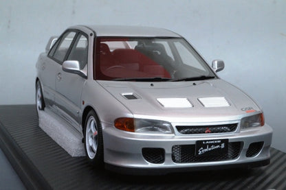 19C02-07 onemodel 1:18 Mitsubishi Lancer EVO II Queen Silver