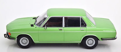 KKDC180404 KK Scale 1:18 BMW 3.0S E3 2.Series 1971 Light Green Metallic