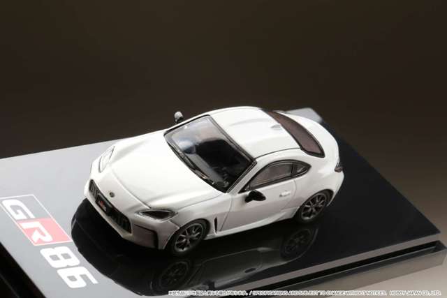 HJ641048CW Hobby JAPAN 1:64 Toyota GR86 RZ custom version Crystal White Pearl