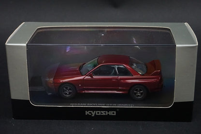 1:43 KYOSHO K03221R Nissan Skyline GT-R (BNR32) Red Pearl Metallic