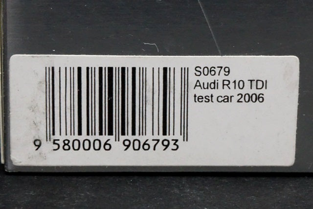 1:43 SPARK S0679 Audi R10 TDI test car 2006