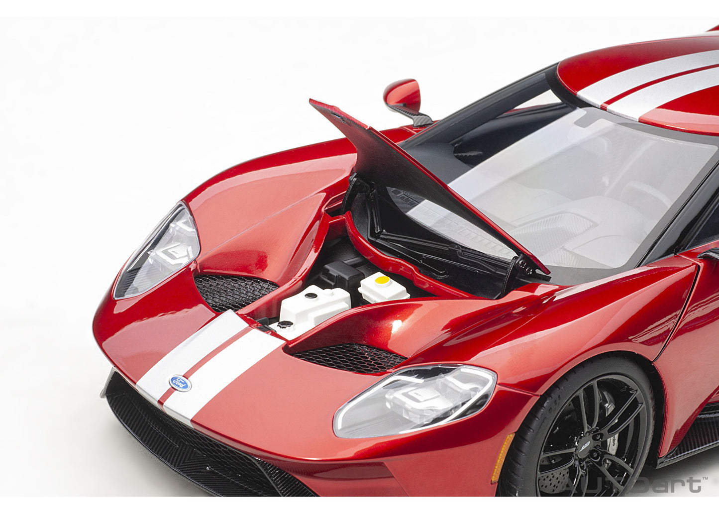 72943 AUTOart 1:18 Ford GT 2017 Metallic Red/Silver Stripe model cars