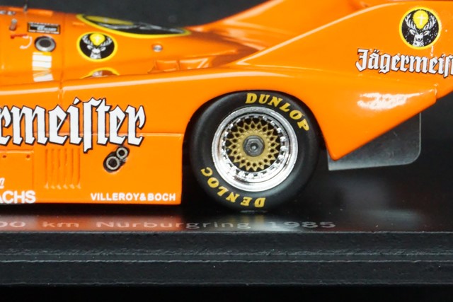 1:43 SPARK CAP04311014 Porsche 956 1.Platz Nurburgring 300km 1985 #18 Jaegermeister CARTIMA model car