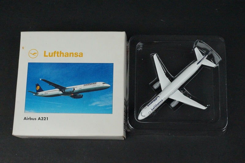 1:500 A321 Lufthansa 516525 Herpa Airplane model