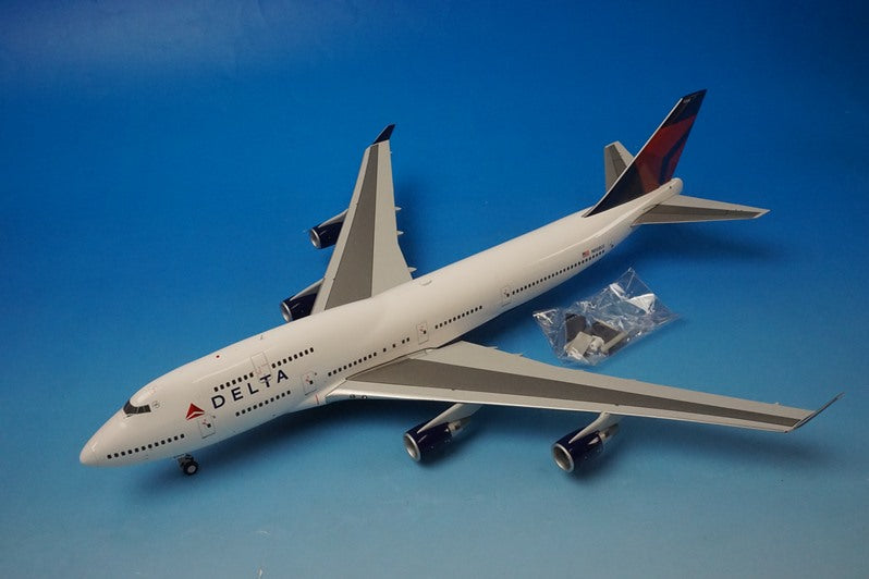 1:200 B747-400 DELTA airlines  N668US G2DAL582 Gemini