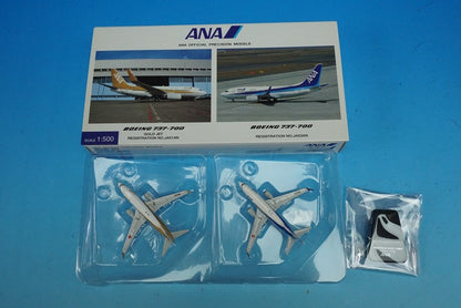 1:500 B737-700 ANA Gold Jet Triton JA01AN JA03AN NHS52002 ANA airplane model