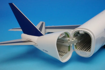 1:200 B747-400 Dreamlifter N718BA G2BOE1003 Gemini airplane model