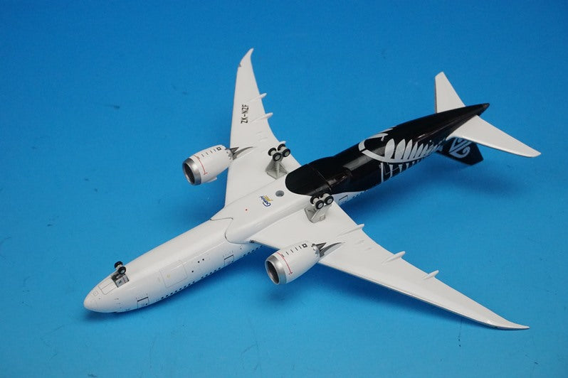 1:400 B787-9 New Zealand ZK-NZF GJANZ1459 Gemini