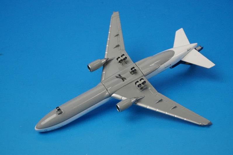 1:500 MD-11 Lufthansa Cargo WOW D-ALCA 503570 Herpa