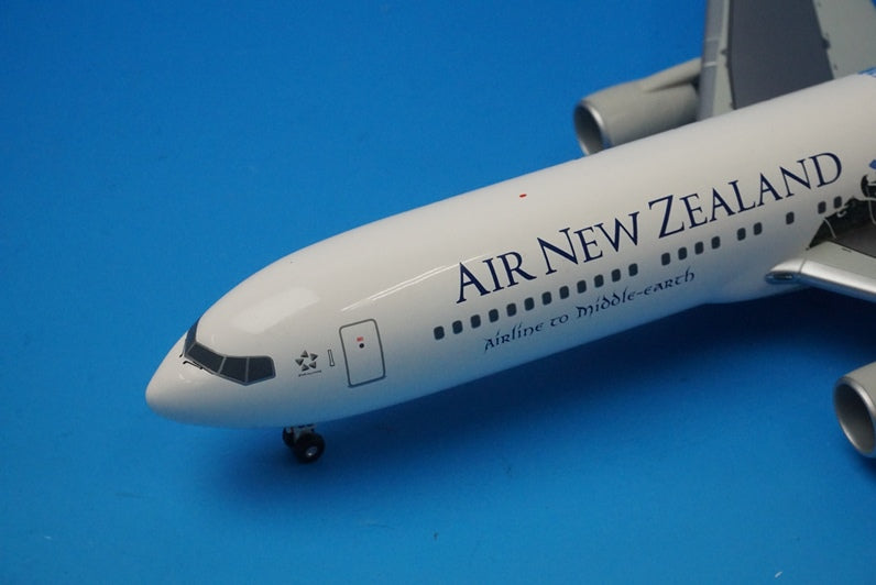 1:200 B767-300 New Zealand Lord of the Rings Aragorn ZK-NCG 550772 Herpa