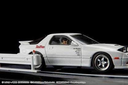 HJ641043DW Hobby JAPAN 1:64 RX-7 FC3S RedSuns Ryosuke Takahashi Diorama Set