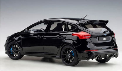 72952 AUTOart 1:18 Ford Focus RS Black model cars