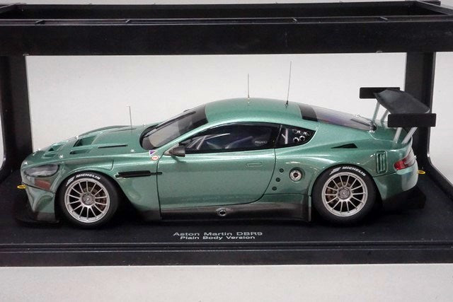 1:18 AUTOart 80503 Aston Martin DBR9 Plain Body version Green