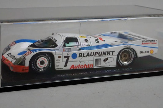 1:43 SPARK S0937 Porsche 962C Le Mans 1988 #7 model car