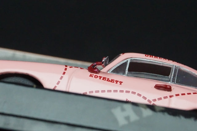 1:43 MINICHAMPS 430062326 Porsche 356C Coupe Pink Pig